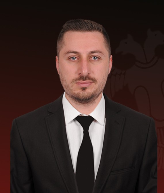 Tuğrul Topuz